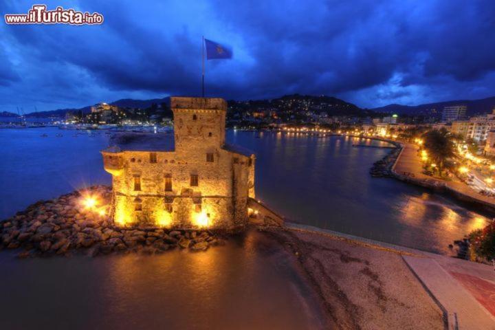 Casarinolaurino Valle Del Golfo Healthy Air Above The Sea Uscio Екстериор снимка
