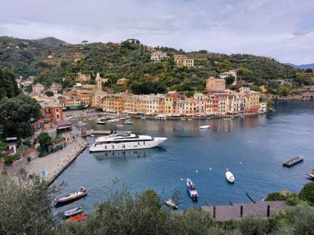 Casarinolaurino Valle Del Golfo Healthy Air Above The Sea Uscio Екстериор снимка